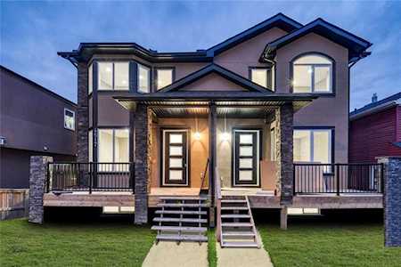 4519 Bowness Road NW #1 Calgary, AB T3B 0A9