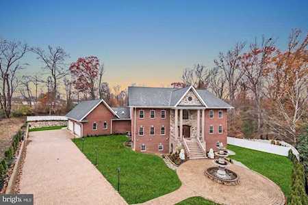 1712 Briar Ridge Rd Mclean, VA 22101
