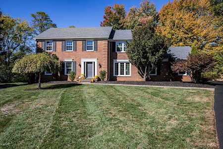 8001 Montero Ct Prospect, KY 40059