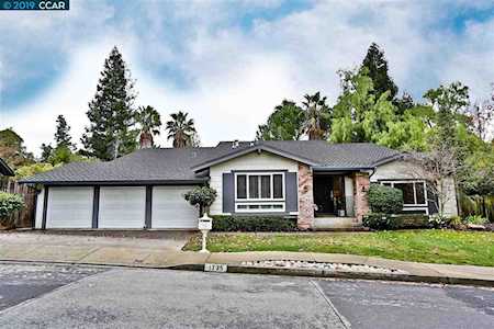 1735 Oro Valley Cir Walnut Creek, CA 94596