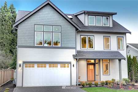 7725 12th Ave NW Seattle, WA 98117