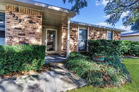 5229 Arbor Glen Road The Colony, TX 75056