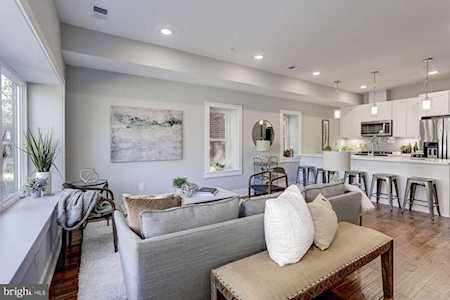 515 Montana Ave NE #5 Washington, DC 20017