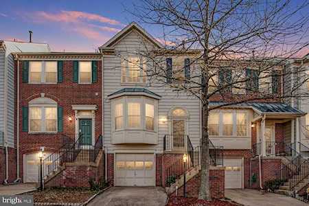 7040 Gatton Square Alexandria, VA 22315