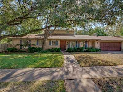 5923 Fairlane Dr Austin, TX 78757