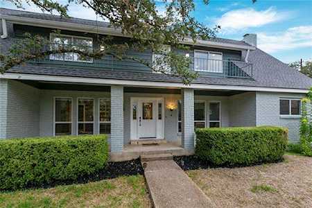 9011 Mountain Lake Cir Austin, TX 78750
