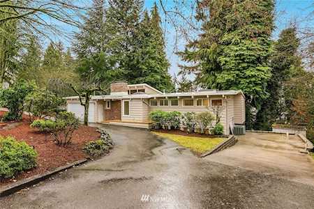 3515 120th Ave SE Bellevue, WA 98006