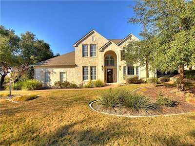 114 Hazeltine Dr Lakeway, TX 78734