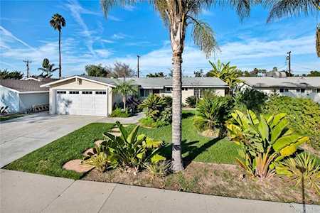 1665 W Beacon Avenue Anaheim, CA 92802