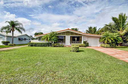 3211 Fernwood Drive Boynton Beach, FL 33435