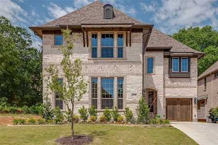 4378 Eastwoods Drive Grapevine, TX 76051
