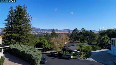 226 Loch Lomond Way Danville, CA 94526