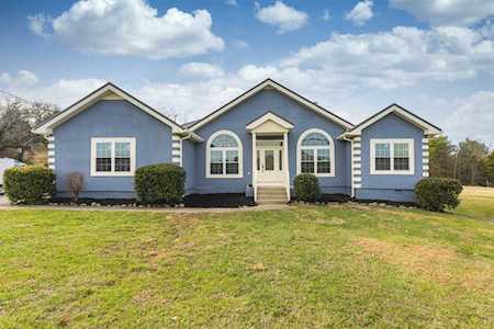 1405 Saundersville Rd Hendersonville, TN 37075