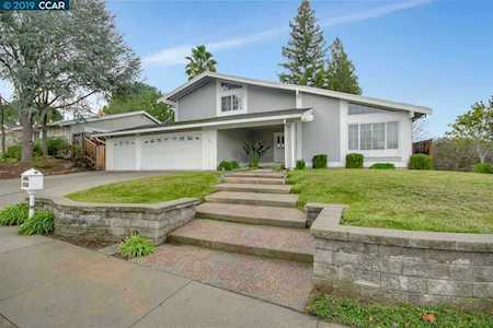 101 Firestone Dr Walnut Creek, CA 94598