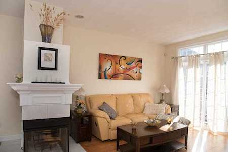 9 Nirvana Dr #2E Saugus, MA 01906