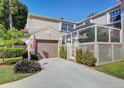 11141 Nautilus Dr Cooper City, FL 33026