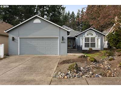 3116 SE Baypoint Dr Vancouver, WA 98683