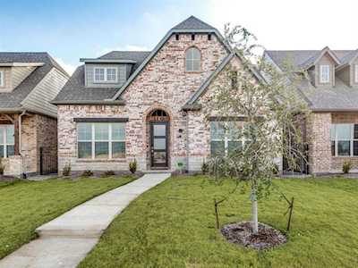5504 Traveller Drive North Richland Hills, TX 76180
