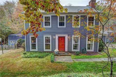 115 Sandymead Rd Matthews, NC 28105