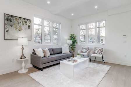 3188 Inverness Street Vancouver, BC V5T 2S8