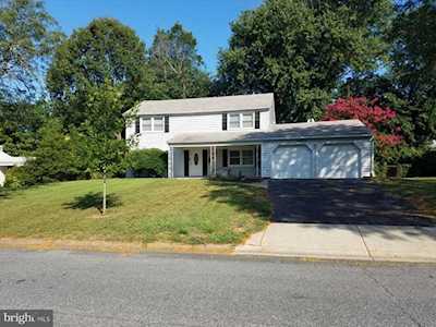 2602 Kennison Ln Bowie, MD 20715