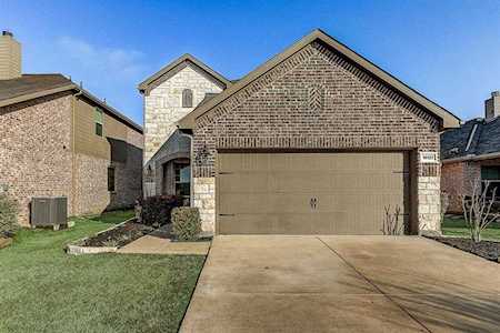 16121 Crosslake Court Prosper, TX 75078
