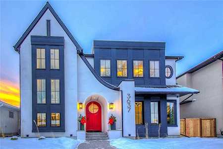 3637 13 Street SW Calgary, AB T2T 3R2