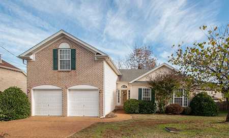 809 Kettering Close Antioch, TN 37013