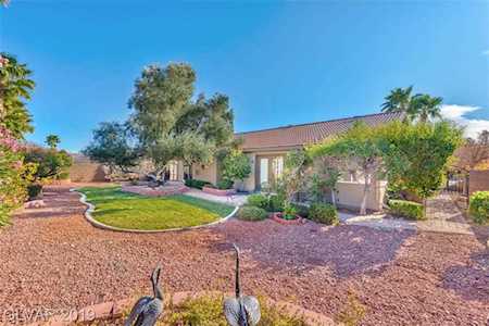 8212 Spanish Meadows Ave Las Vegas, NV 89131