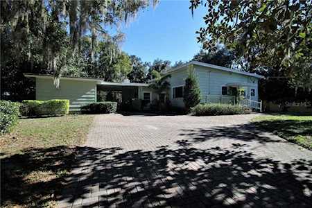 125 Linda Lane Lake Mary, FL 32746