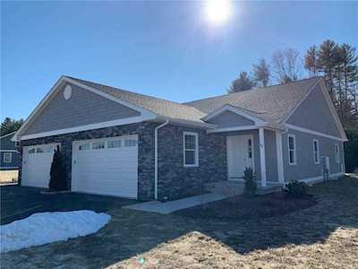 114 Bella Vista CIR, Unit#34 #34 Glocester, RI 02814