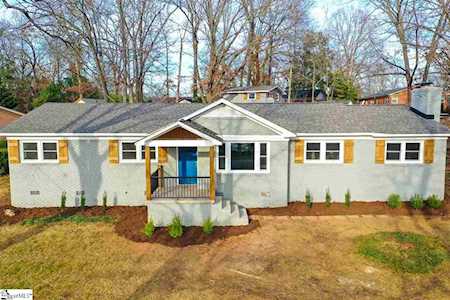 7 Sylvania Dr Taylors, SC 29687