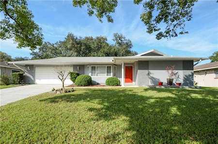 611 Green Briar Boulevard Altamonte Springs, FL 32714