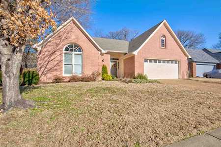 7558 Dexter Grove Dr Memphis, TN 38016