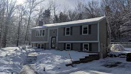 105 Fitzgerald Rd Charlton, MA 01507