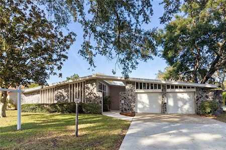 2327 Castlewood Rd Maitland, FL 32751