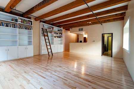 33 Sleeper St #201 Boston, MA 02210