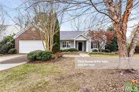 500 Woodchase Green Drive Fuquay Varina, NC 27526
