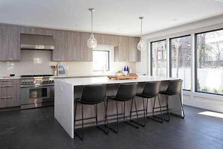 110 Griggs Rd #110 Brookline, MA 02446
