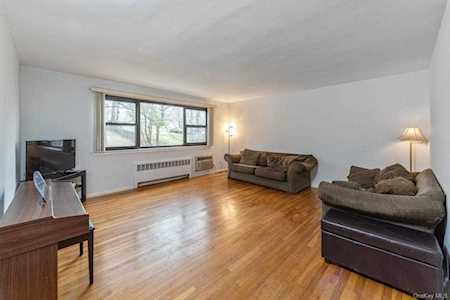113 Beacon Hill Dr #E15 Greenburgh, NY 10522