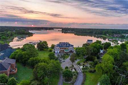 3812 Bruce Rd Chesapeake, VA 23321