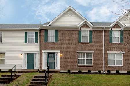 7904 Fir Green Way Louisville, KY 40291
