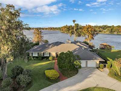 2307 Lakeside Drive Orlando, FL 32803