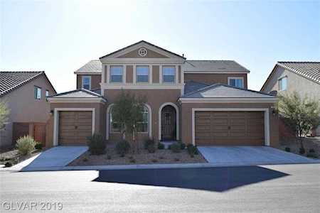817 Claystone Ridge Ave North Las Vegas, NV 89084