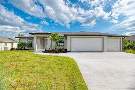 459 Encarnacion Street Punta Gorda, FL 33983