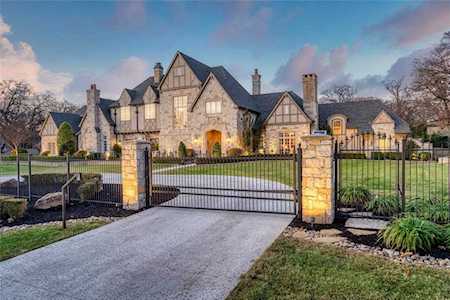 1982 E Highland Street Southlake, TX 76092
