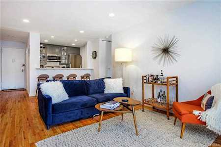 377 Westchester Ave #6C Rye Town, NY 10573