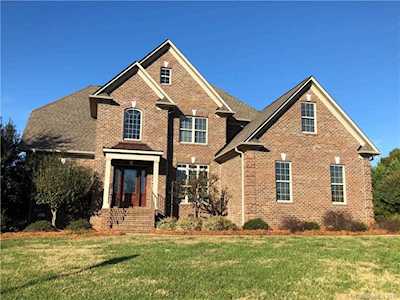 6101 River Birch Dr Gastonia, NC 28056