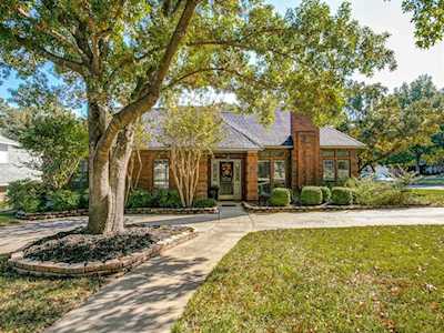 3529 Deer Creek Grapevine, TX 76051