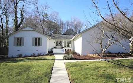 4929 Brookhurst Place Raleigh, NC 27609